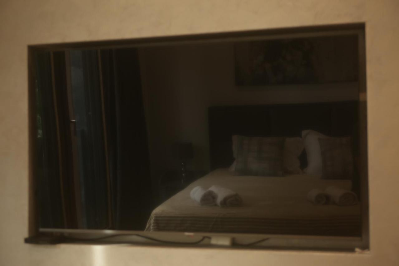 Natalie'S Condo Белград Екстериор снимка