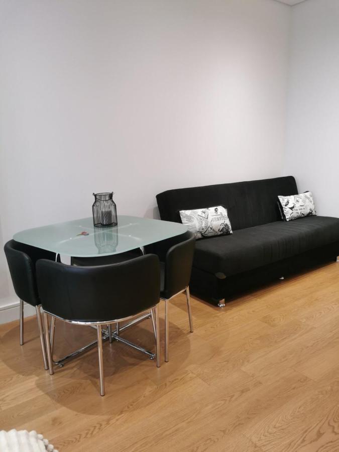Natalie'S Condo Белград Екстериор снимка